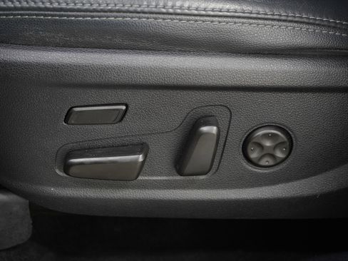 Used 2020 Hyundai Santa Fe Limited image 26