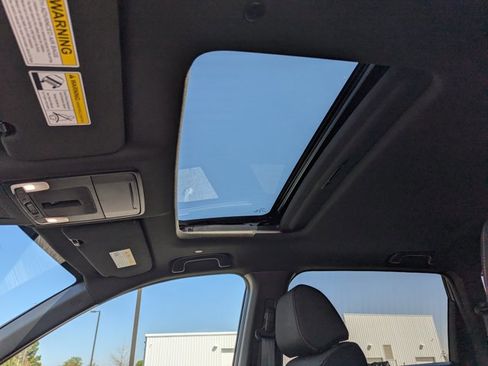 Used 2024 Honda CR-V Sport image 17