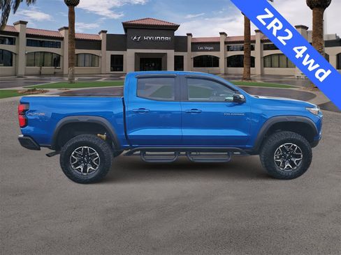 Used 2023 Chevrolet Colorado ZR2 w/ ZR2 Convenience Package III image 9