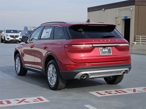 New 2026 Lincoln Corsair Premiere image 5