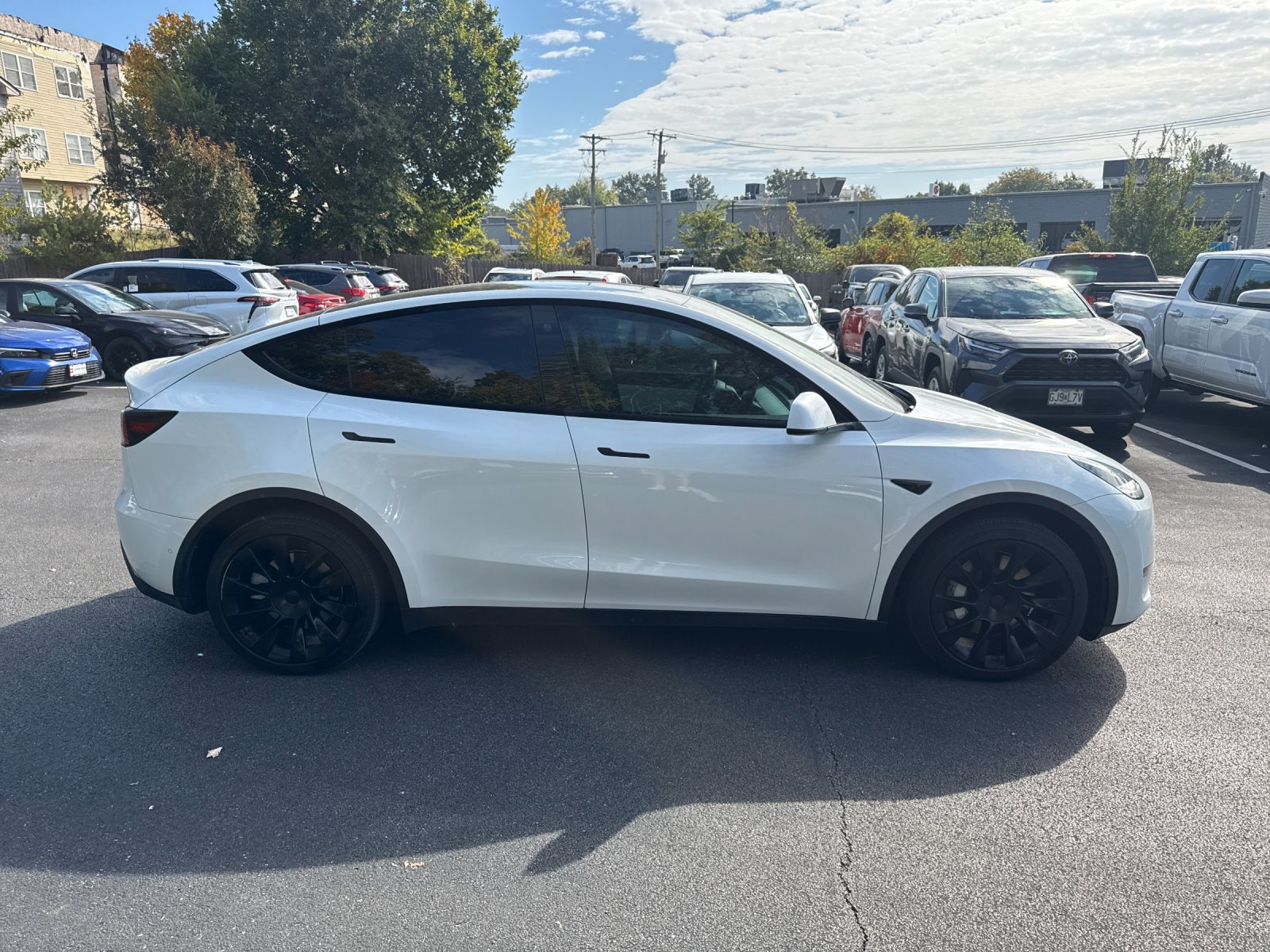 Used 2021 Tesla Model Y Long Range AWD/4WD image 1
