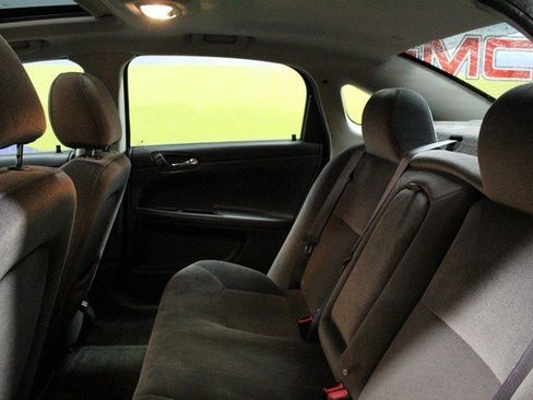 Used 2013 Chevrolet Impala LT w/ LT Sunroof Package image 15