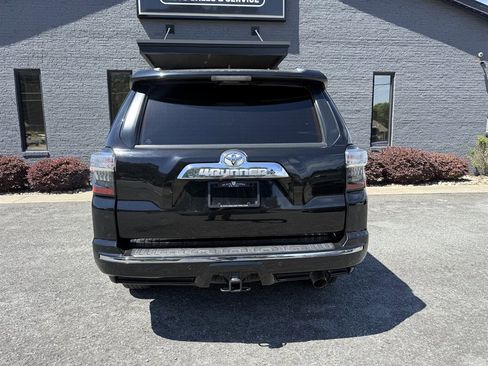 Used 2019 Toyota 4Runner Limited RWD image 5