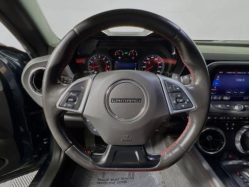 Used 2022 Chevrolet Camaro LT w/ Technology Package image 18