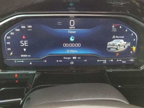 Used 2025 Chevrolet Silverado 1500 RST w/ Texas Edition Plus image 32