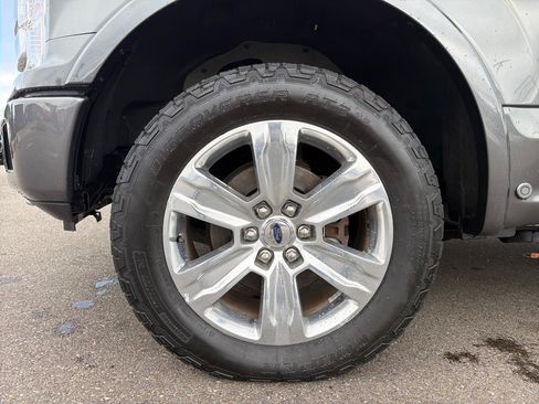 Used 2018 Ford F150 Platinum w/ Equipment Group 701A Luxury AWD/4WD image 26