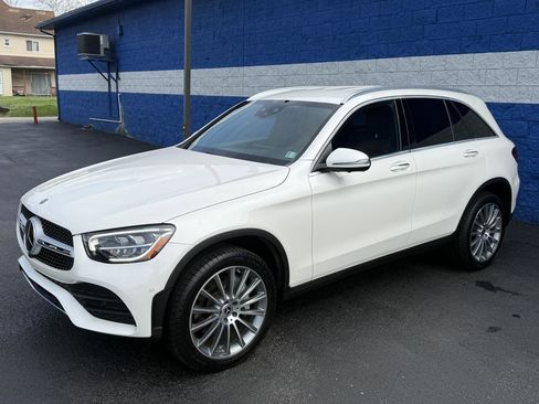 Used 2022 Mercedes-Benz GLC 300 4MATIC image 5