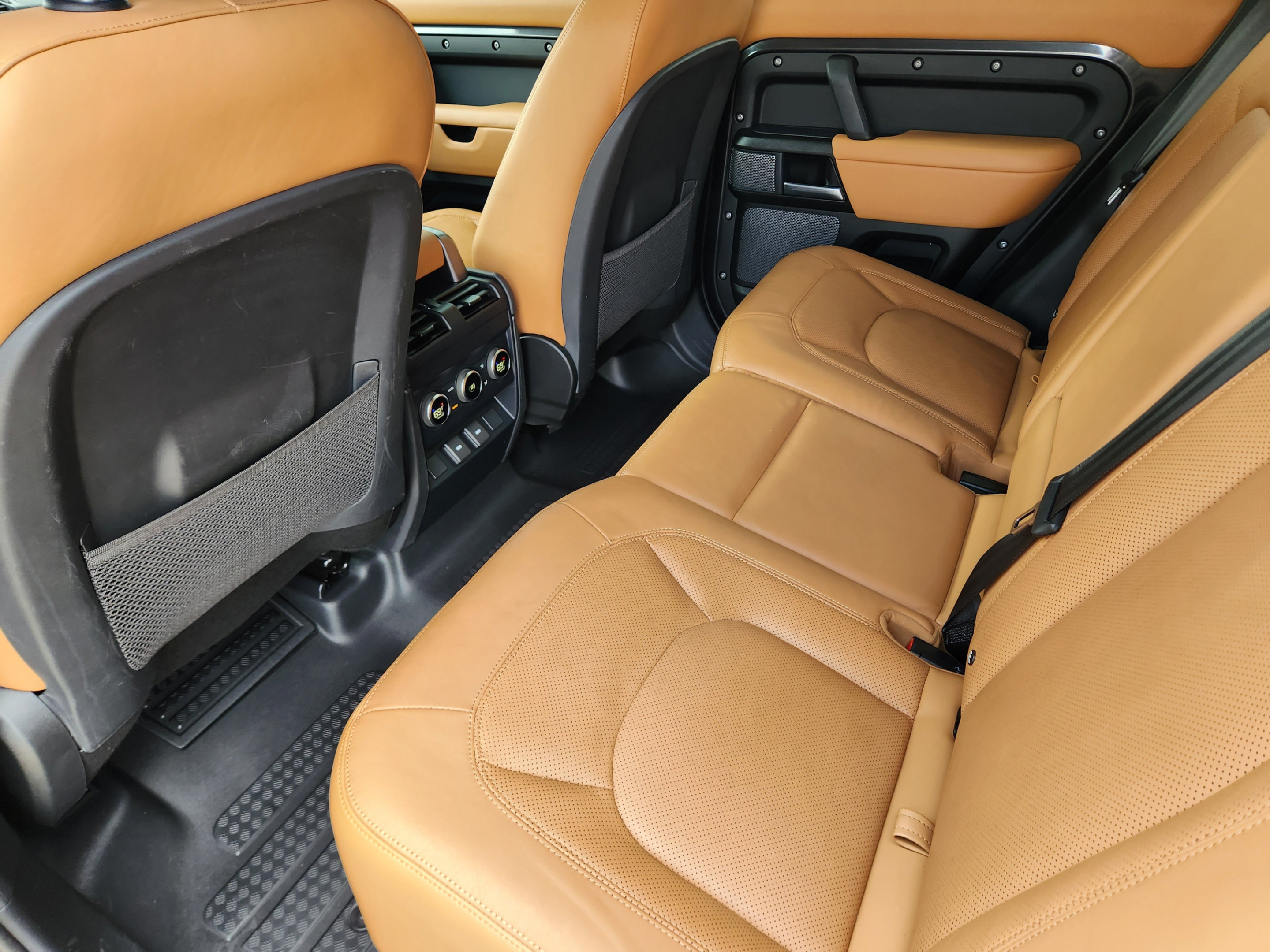 Used 2023 Land Rover Defender 110 Carpathian Edition AWD/4WD image 26