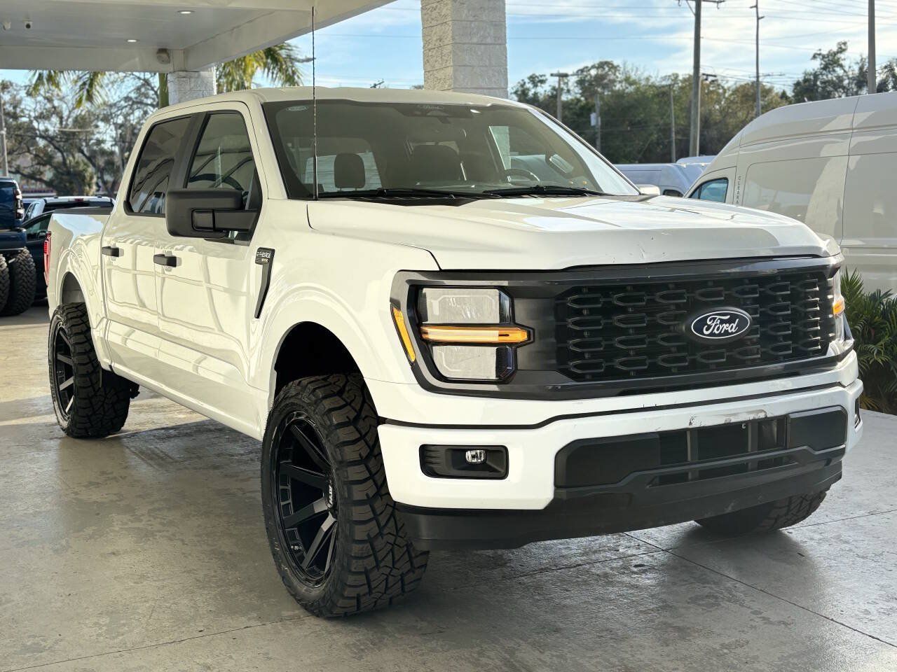 Used 2025 Ford F150 STX w/ Equipment Group 200A RWD image 10