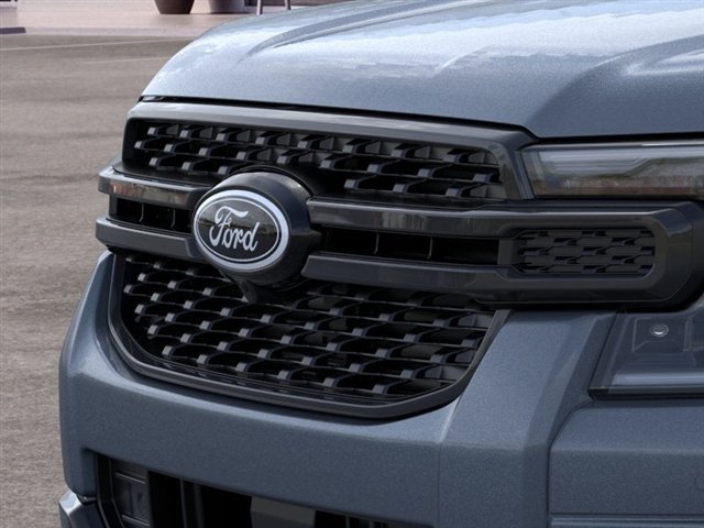Used 2025 Ford Ranger Lariat w/ FX4 Off-Road Package AWD/4WD image 17