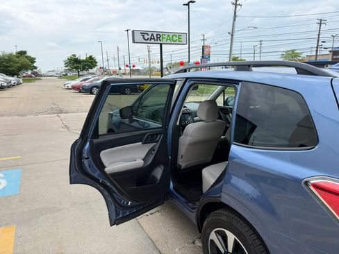 Used 2018 Subaru Forester 2.5i Premium w/ All-Weather Package AWD/4WD image 17