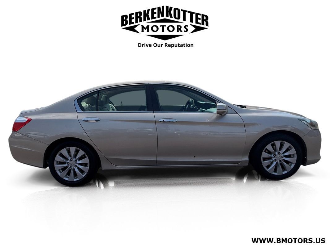 Used 2014 Honda Accord EX image 2