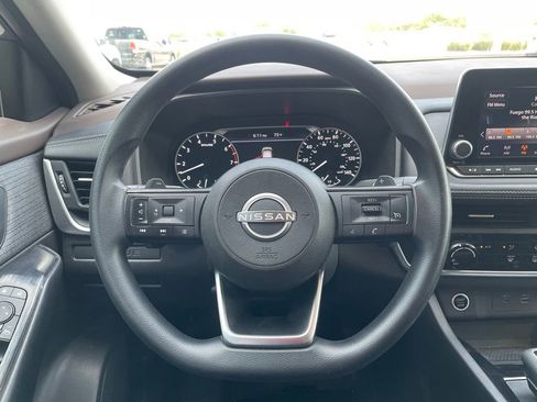 Certified 2023 Nissan Rogue S image 13