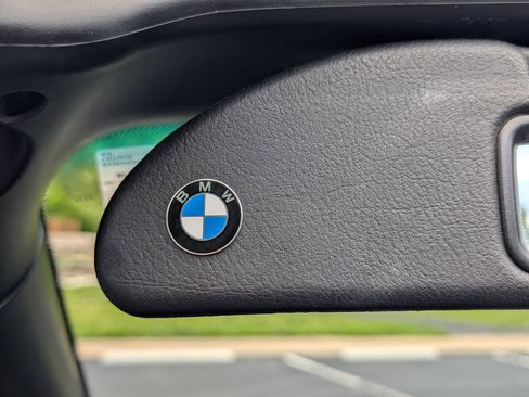 Used 2001 BMW Z3 2.5i RWD image 21