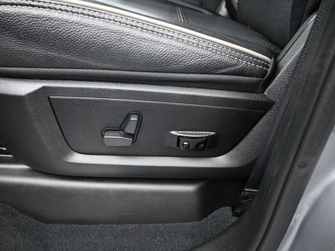 Used 2022 RAM 3500 Limited w/ Night Edition AWD/4WD image 17