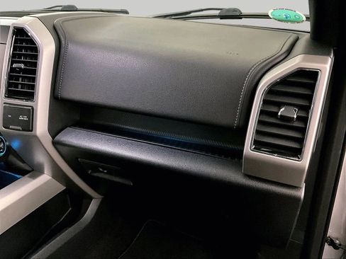 Used 2018 Ford F150 Lariat image 15