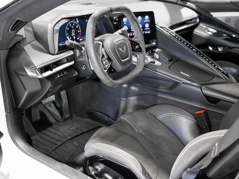 Used 2020 Chevrolet Corvette Stingray Premium Cpe w/ 3LT Preferred Equipment Group image 9