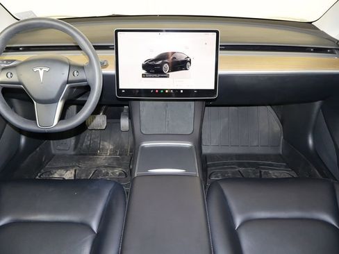 Used 2023 Tesla Model 3 Standard Range image 11