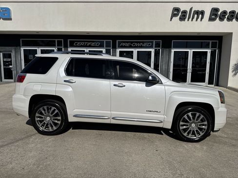 Used 2017 GMC Terrain Denali image 6