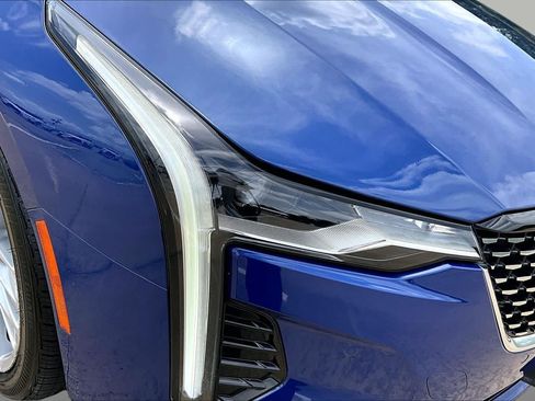 Used 2020 Cadillac CT4 Premium Luxury RWD image 28