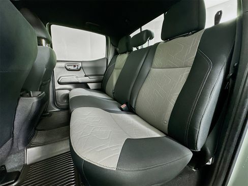 Used 2023 Toyota Tacoma TRD Off-Road image 23