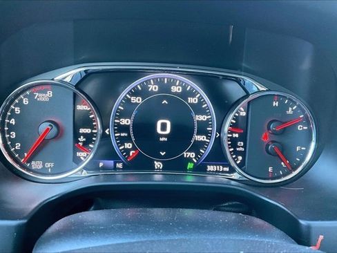 Used 2022 GMC Acadia AT4 w/ Technology Package image 13