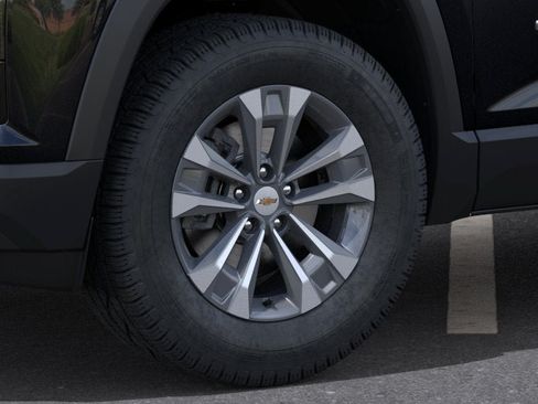 New 2026 Chevrolet Equinox LT w/ Convenience Package II FWD image 33