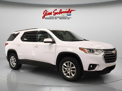 Used 2021 Chevrolet Traverse LT