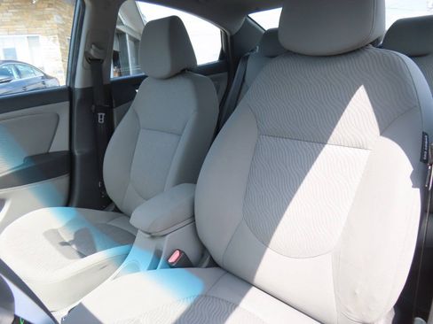 Used 2013 Hyundai Accent GLS w/ Premium Pkg FWD image 46