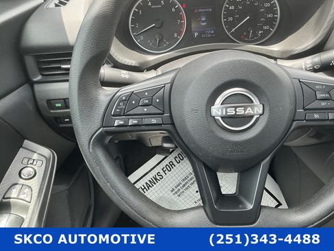 Used 2025 Nissan Sentra S FWD image 19