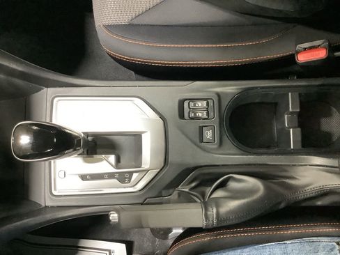 Certified 2021 Subaru Crosstrek 2.0i Premium w/ Moonroof Package image 16