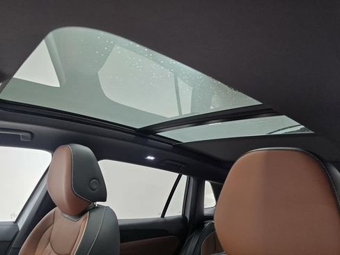 New 2026 Volkswagen Tiguan SEL R-Line AWD/4WD image 34