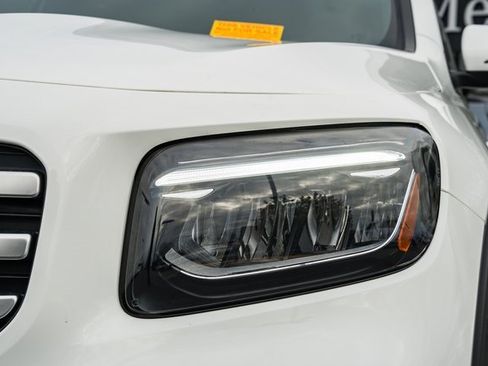 Certified 2024 Mercedes-Benz GLB 250 4MATIC w/ Winter Heating Package image 13