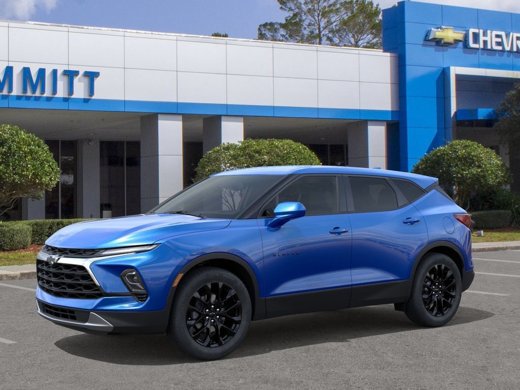 New 2026 Chevrolet Blazer LT w/ LPO, Black Sport Package FWD image 2