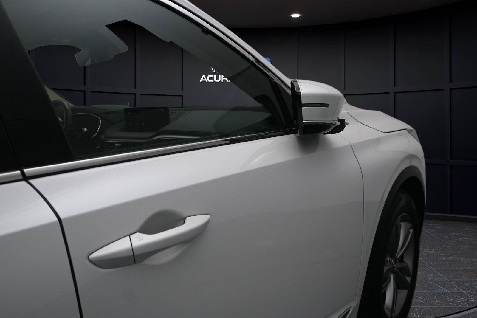 Certified 2024 Acura MDX SH-AWD image 16