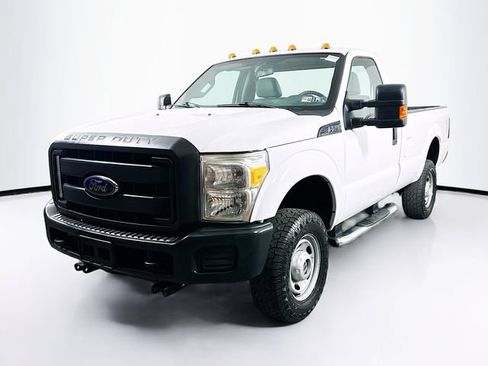 Used 2016 Ford F250 XL w/ Power Equipment Group AWD/4WD image 3