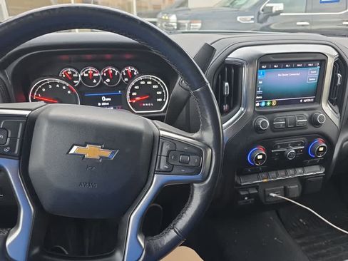 Used 2021 Chevrolet Silverado 1500 LT image 7