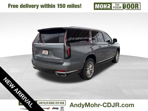 Used 2021 Cadillac Escalade ESV Premium Luxury w/ Driver Assist Tech Package image 7