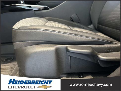 Used 2024 Chevrolet Trax LT w/ Driver Confidence Package FWD image 14
