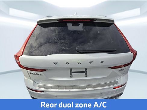 Used 2023 Volvo XC60 B5 Ultimate w/ Protection Package Premier FWD image 6