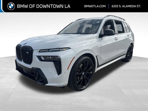 Used 2025 BMW X7 M60i image 1