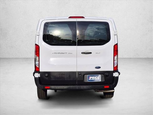 Used 2024 Ford Transit 350 XLT RWD image 7