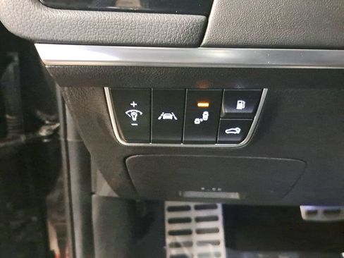 Used 2021 Kia Stinger GT2 AWD/4WD image 27