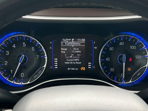 Used 2022 Chrysler Voyager LX FWD image 24