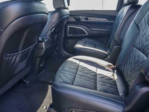 Used 2023 Kia Telluride EX X-Line image 16