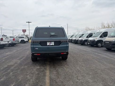 New 2026 Jeep Grand Wagoneer Limited AWD/4WD image 4
