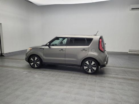 Used 2016 Kia Soul ! w/ Premium Package image 3