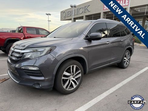 Used 2018 Honda Pilot Touring image 18