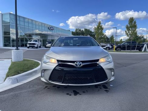 Used 2016 Toyota Camry SE FWD image 8