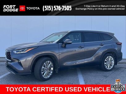 Used 2024 Toyota Highlander Platinum